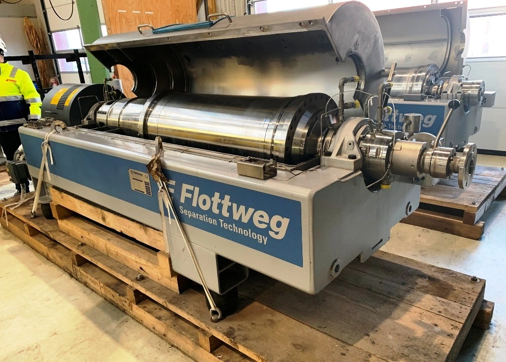Flottweg Z4E-4/901g ATEX decanter centrifuge, Alloy 22.