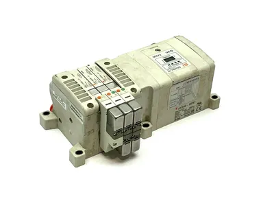 VV5QC11-03N7SDZENN0-S | SMC  Manifold Base w/ EX250-SEN1 SI Unit - Used