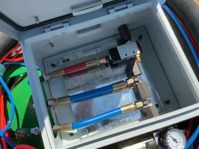 New JCT DB500 Dustless Blasting Unit, Includes SHWL Sand Blast Hose W.P. : 1.2 MPa, Approximately 53...