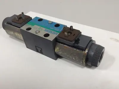 USED VICKERS DG4V3S6CMUHL760EN490