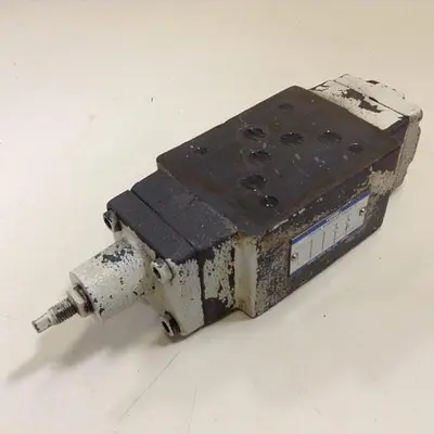 USED YUKEN SD1150-0-1001