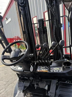 Used 2021 TOYOTA 8FGCU25 Misc Forklifts Wisconsin US | Forklifttrader.com #1540143