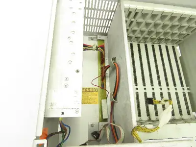 Cincinnati Milacron 3-700-0232A PLC Chassis 10-Slot Rack Power Supply 115V 1PH