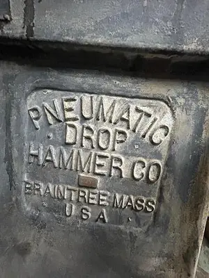 Pneumatic Drop Hammer Co. Air-Lift Gravity Drop Hammer
