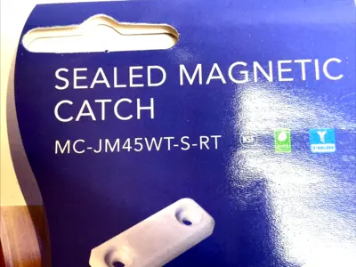 NEW SUGATSUNE SEALED MAGNETIC CATCH & STRIKE SET 6.6LB WHITE LOT OF 4