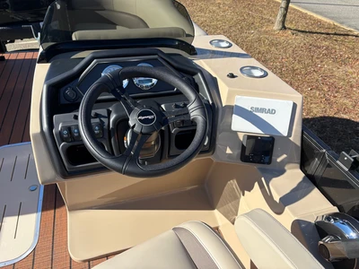 New | in-Stock 2026 BENTLEY PONTOONS 223 LEGACY NAVIGATOR Boats (Misc) Virginia US | Affordable Outdoors #1638042