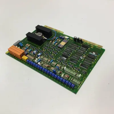 USED FUJI ELECTRIC F770 60 26 3D F77060263D UM200-D0IC