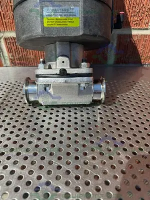 USED ITT PURE-FLO A217 DIAPHRAGM VALVES 90PSI W/ 1 1/2" SANITARY FITTING