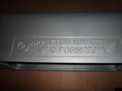 Appleton C400-M conduit body