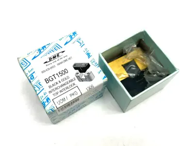 USED DME BLACK & GOLD INTERCHANGEABLE TOP LOCK 1.5" WIDTH