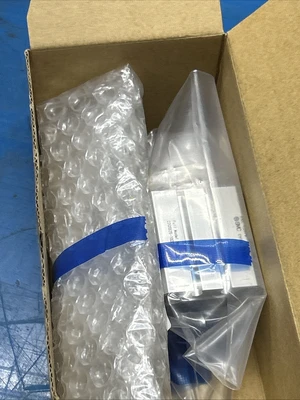 NEW SMC 25A-CDQSB25-10DC-M9BVL