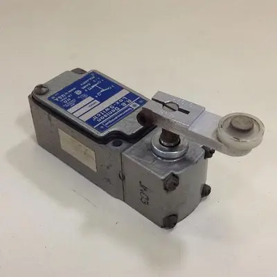 USED TELEMECANIQUE C2JK05