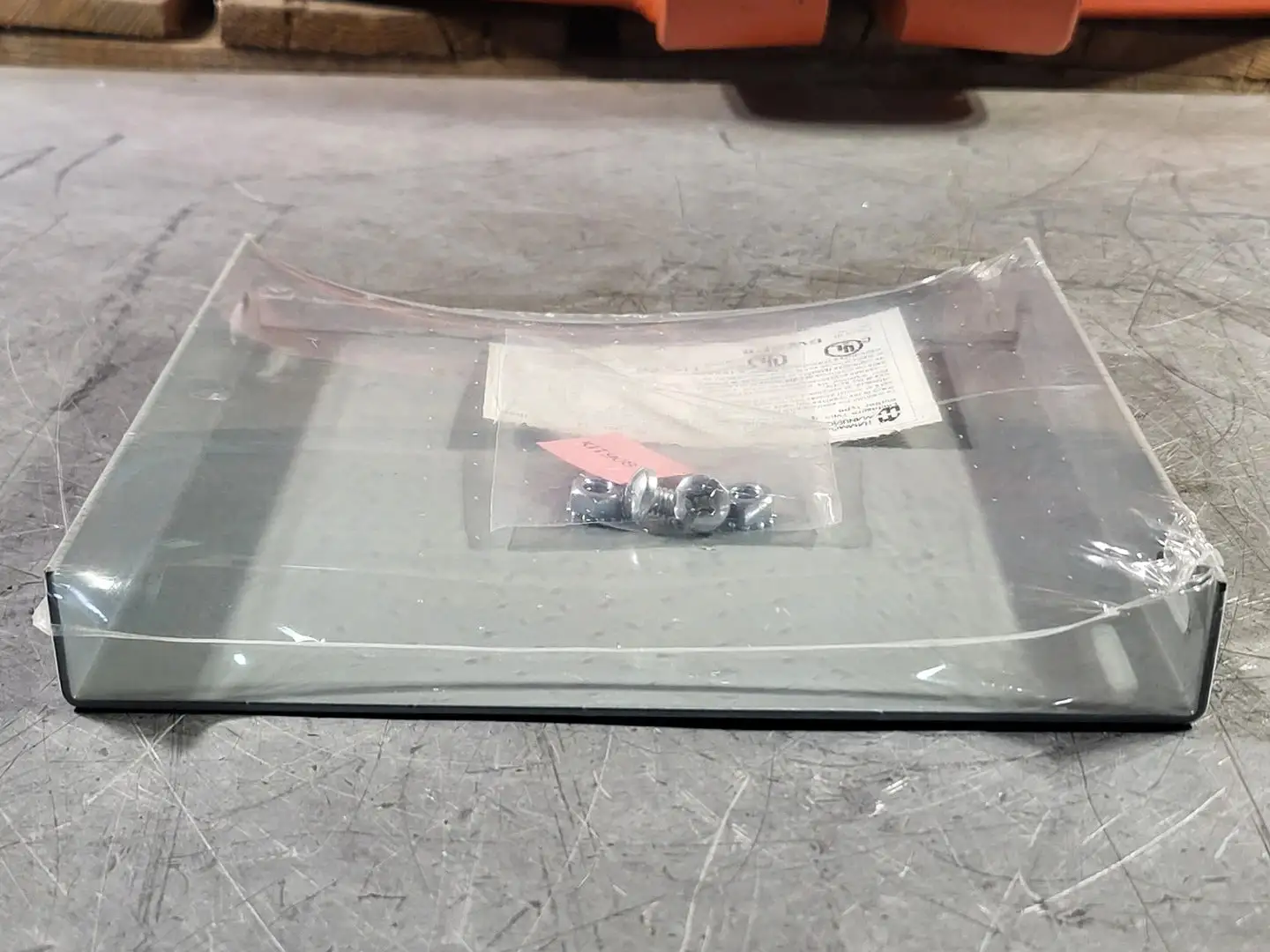 NEW HAMMOND MANUFACTURING CWCP8