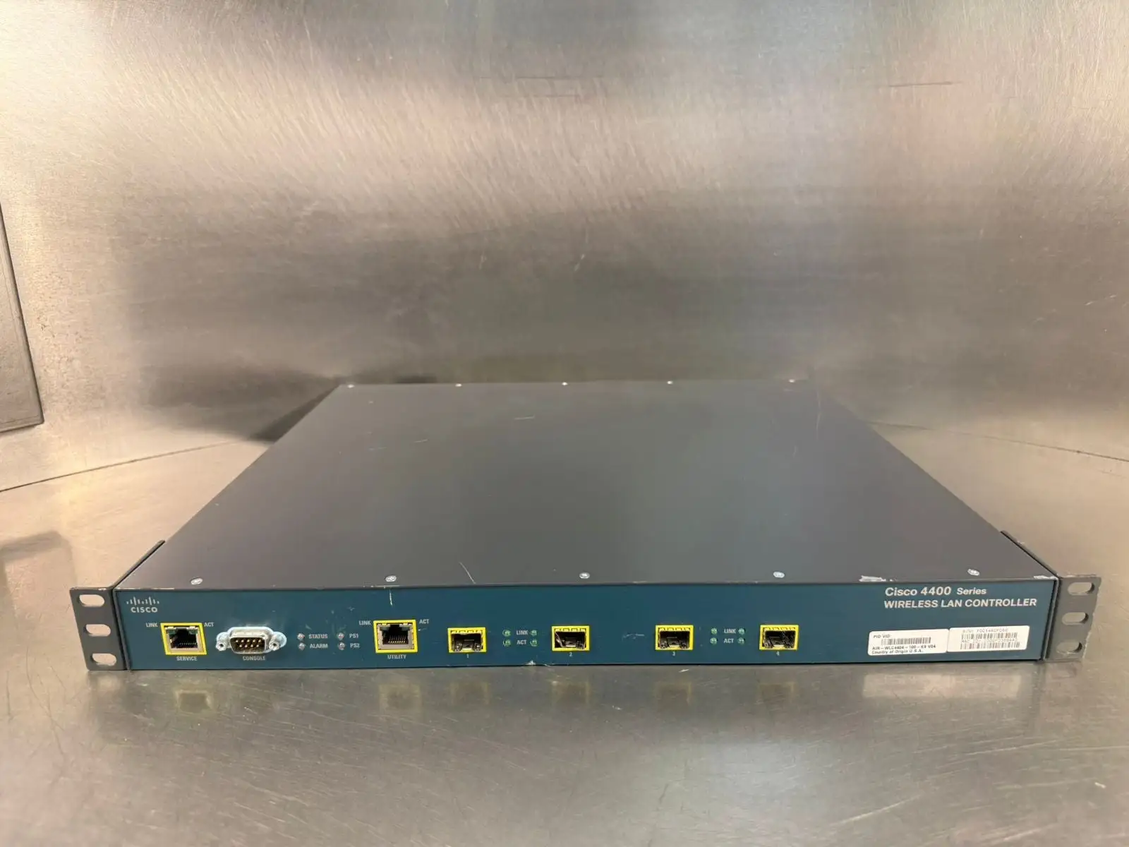 Cisco 4404-100-AP AIR-WLC4404-100-K9 Wireless LAN Controller (11.5.4)
