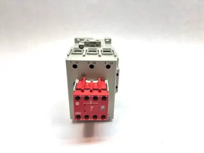 100S-C85D14BC | Allen Bradley  Safety Contactor 110/120V Coil - Used
