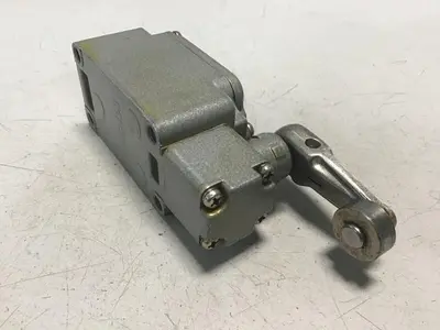 USED YAMATAKE 1LS1-J