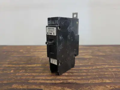 Used EATON GBH1020 Switchgears British Columbia CA | Lenmark #241989