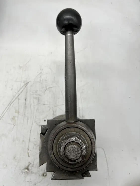 Used ALORIS UNKNOWN Tool Posts Ohio US | Yoder Brothers machinery 13 #91853