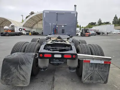 USED 2020 PETERBILT 567