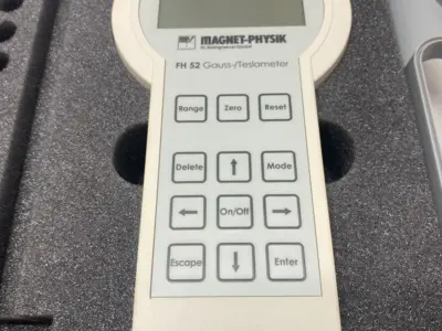 USED MAGNET-PHYSIK MAGNETIC FIELD STRENGTH METER TESLAMETER