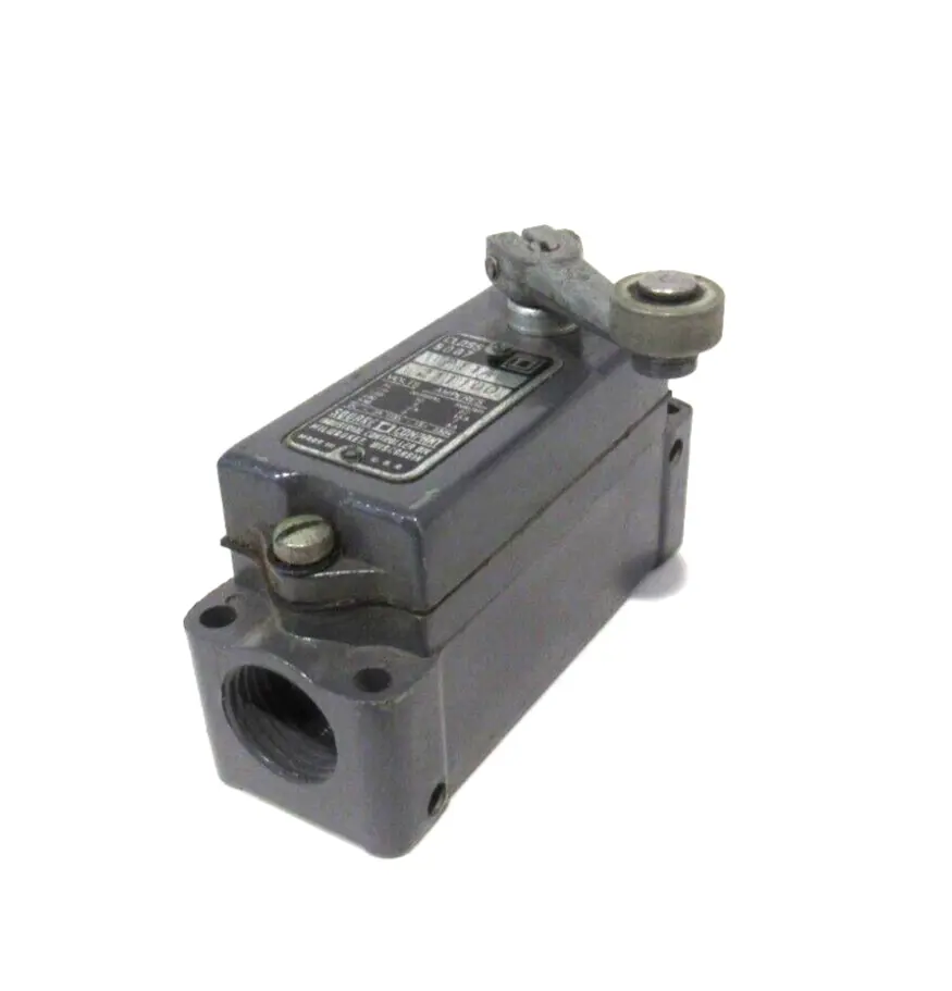 NEW SQUARE D 9007-P11A LIMIT SWITCH 9007P11A