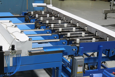 Ultimizers S-Transfer Lateral Infeed for Optimizing Saw
