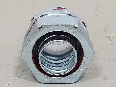NEW THOMAS & BETTS CI6108