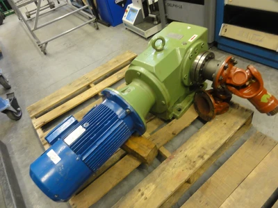 USED SEW EURODRIVE K96LR132S/M