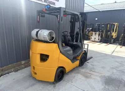 Used KOMATSU FG25SL-16 Liquid Propane Forklifts Michigan US | KD Equipment Sales #1548812