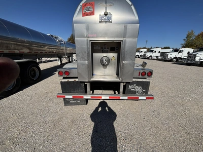 Used 2008 WALKER MILK TANKER TRAILER Liquid Supply Trailers Michigan US | Miedema Asset Management Group #1709536