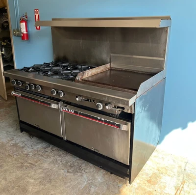 75-0273 Garland Gas 6 Burner Range w/ 24'' Thermostatic Griddle & 2 Ovens