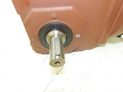 Stober drives K102VG0700MR141/050 Worm Gearbox 70:1 Reducer 0.3Hp 25rpm 145T