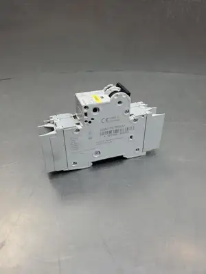 USED Siemens 5SJ41 6A TYPE NSJ Circuit Breaker, 4A, 230VAC w/5ST301.AS
