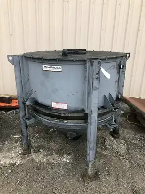 Metalfab 45 Gallon Dry Solid Processing Tank / Vibratory Bin 1.5HP 3PH 2160f/lbs