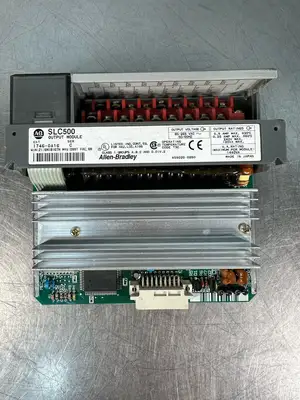 Allen Bradley 1746-0A16 SER. C OUTPUT MODULE SLC500 1746-OA16 (5.3.4)