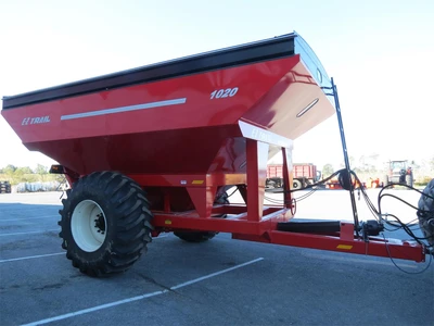 New | in-Stock 2024 E-Z TRAIL 1020 Grain Carts Pennsylvania US | Zimmerman Farm Service #1541603