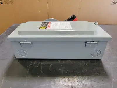 USED SQUARE D CH321N
