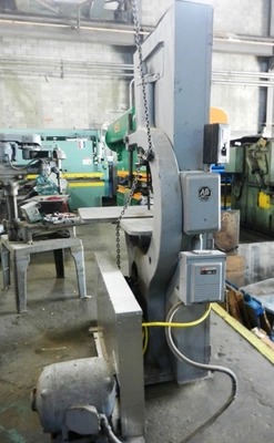 SAW 36" VERTICAL BANDSAW
