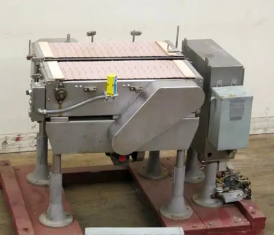 USED TABLE TOP ACCUMULATOR 36 X 28 ACCUMULATOR