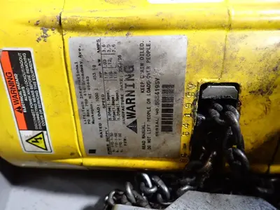 Cm  1000 Lbs Hoist