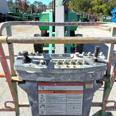 USED 2016 JLG 800AJ