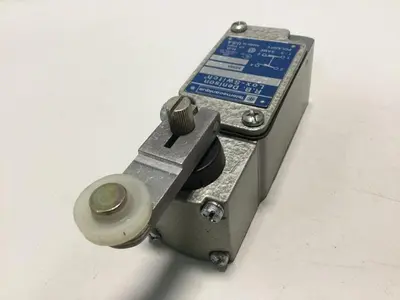USED TELEMECANIQUE C2JK05