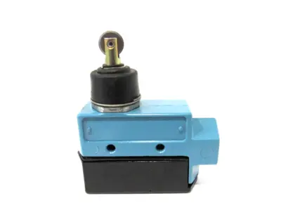 NEW HONEYWELL BZE6-2RN80 LIMIT SWITCH BZE62RN80