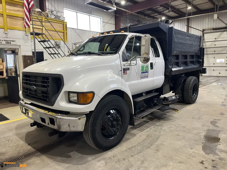 Used 2001 FORD F-650 4X2 EXTENDED CAB WITH HYDRAULIC BRAKES Dump trucks Michigan US | Miedema Asset Management Group #1137760
