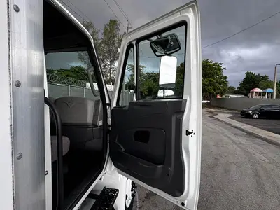 Used 2019 INTERNATIONAL 4300 Reefer Trucks Florida US | Truck and Van Outlet #1509137