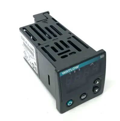 Used Watlow SD Series Digital Limit Controller 1/16 DIN Size PLC Processors Michigan US | Maverick Industrial Sales #1395006