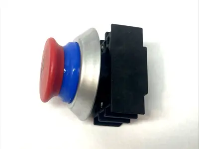 USED FREY MASCHINENBAU LIGHTED PUSH BUTTON, RED, STOP BUTTON M2F