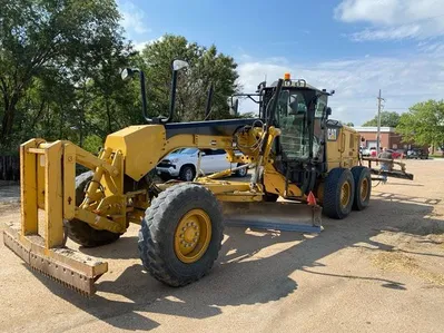 2013 Caterpillar 140M2