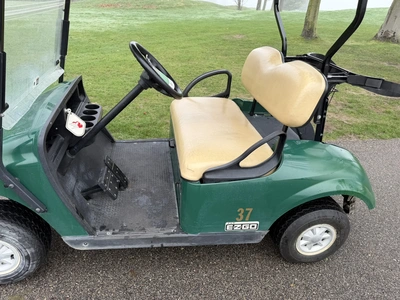 (1) 2017 E-Z-Go golf cart with a Kawasaki gas engine, model 625111G01, does not include Club canopy,...