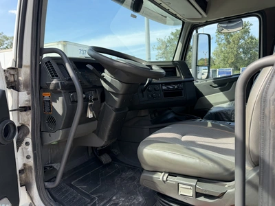Used 2020 VOLVO VNL Conventional trucks Indiana US | Miedema Asset Management Group #1414643